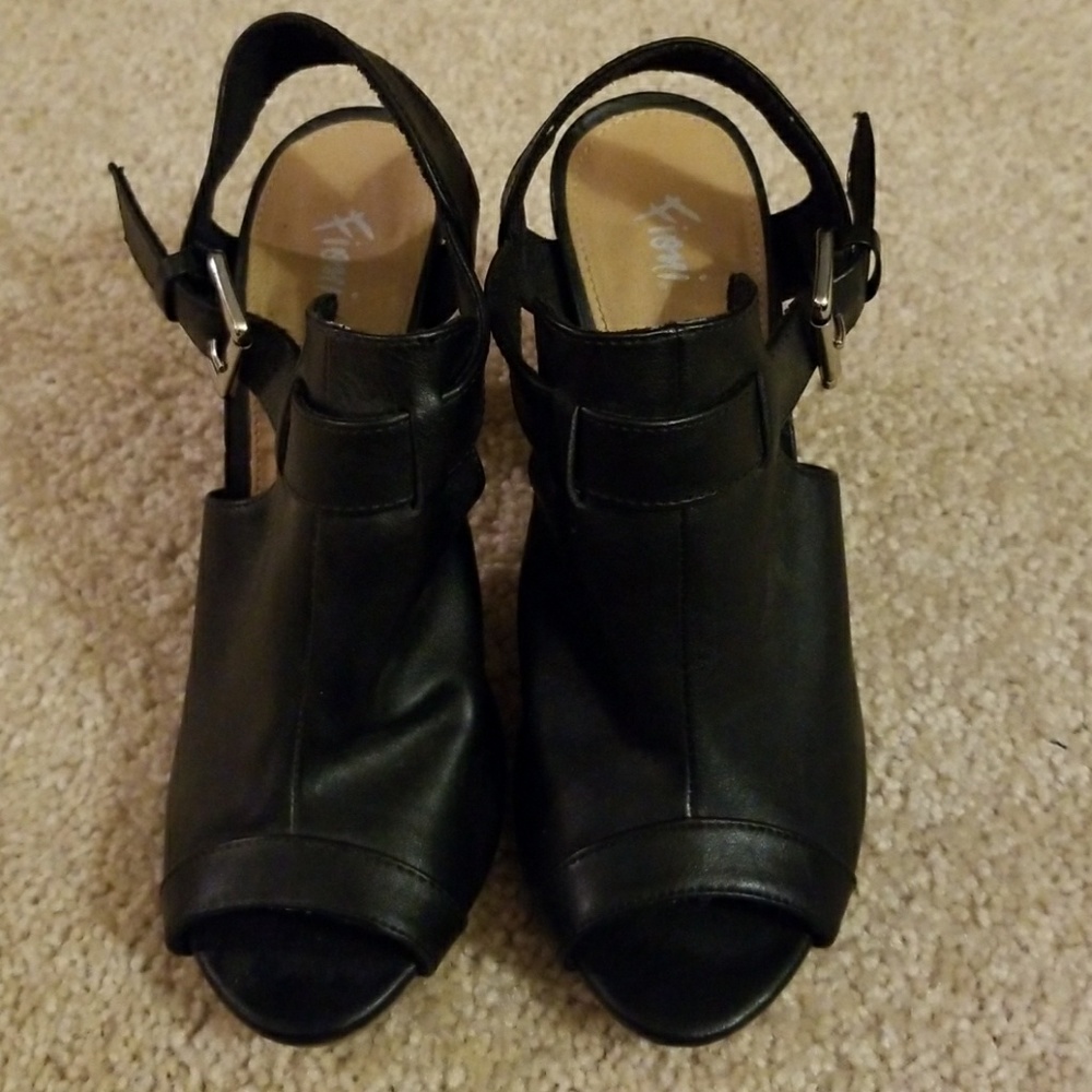 Black sandals